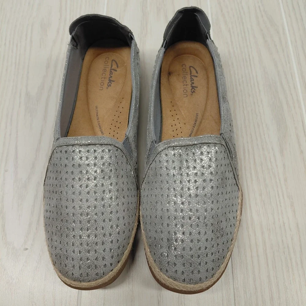 Clarks used excellent